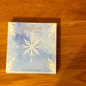 FROZEN II eye shadow palette